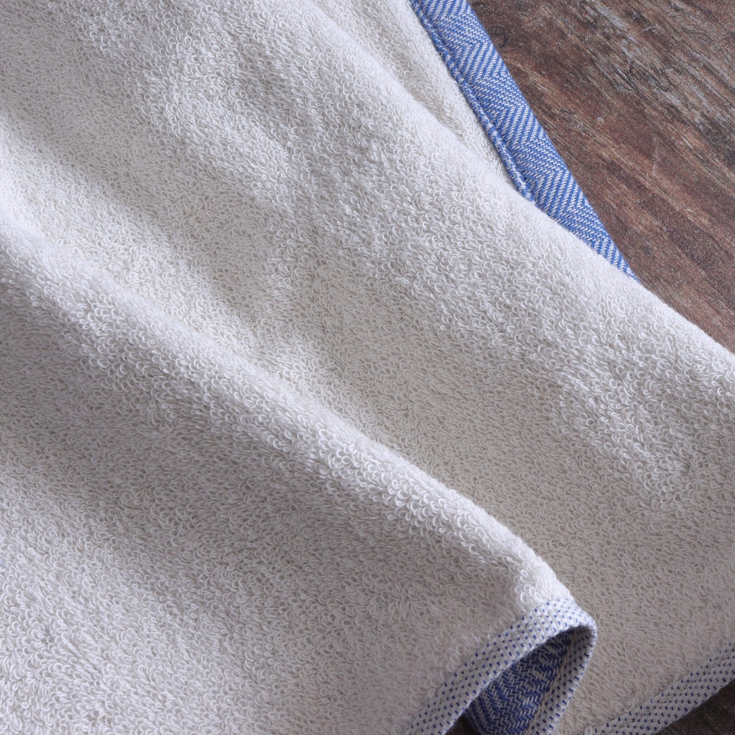 ヘリンボーンオーガニックコットンハンドタオル/ブルー