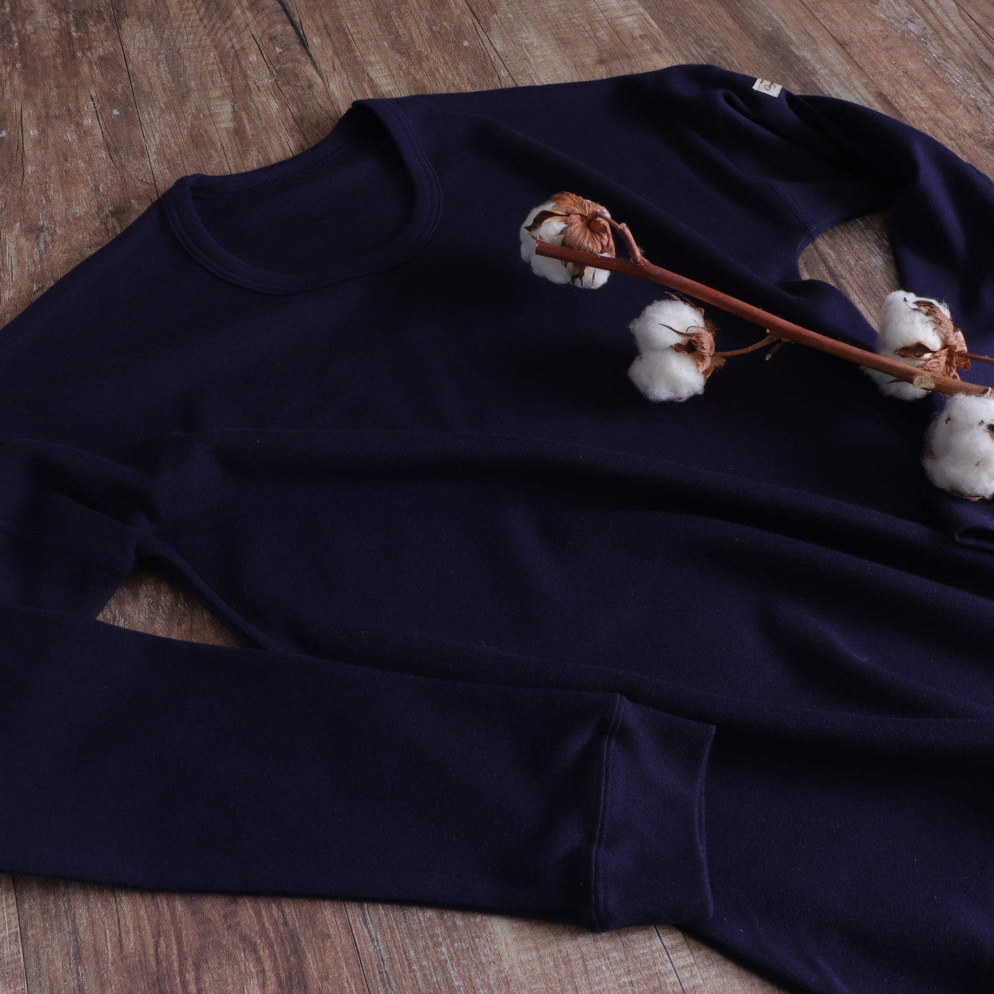 スムースニット長袖Tシャツ （Navy）