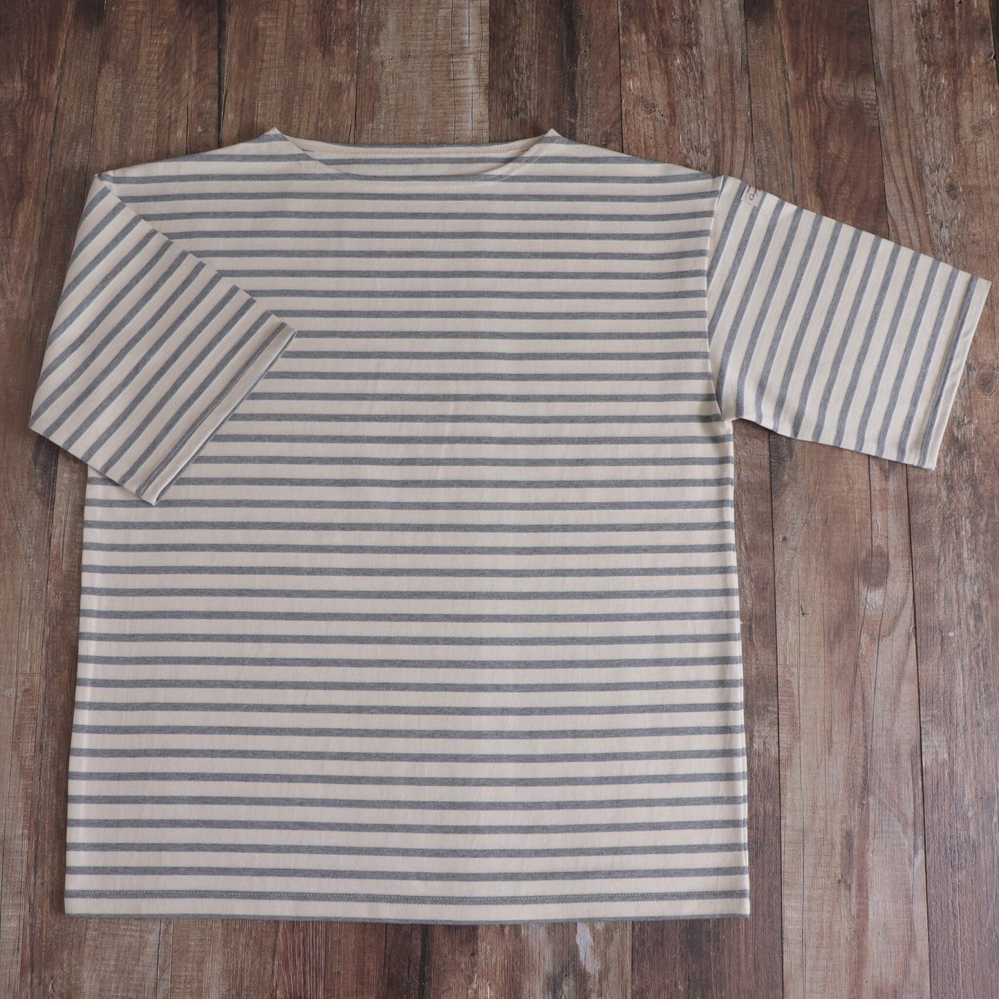 ボーダーTシャツとハンドタオルのギフトセット（Gray）