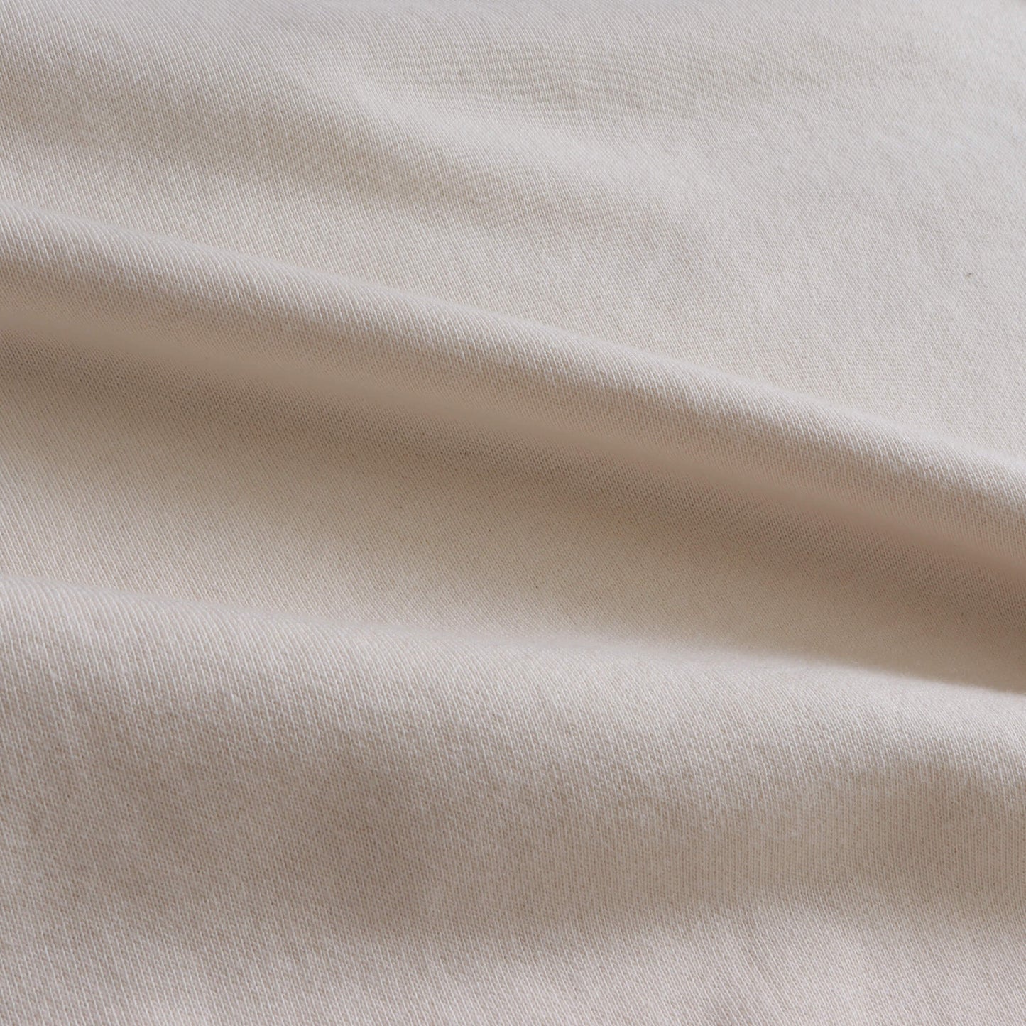 V-neck off-white short-sleeve T-shirt