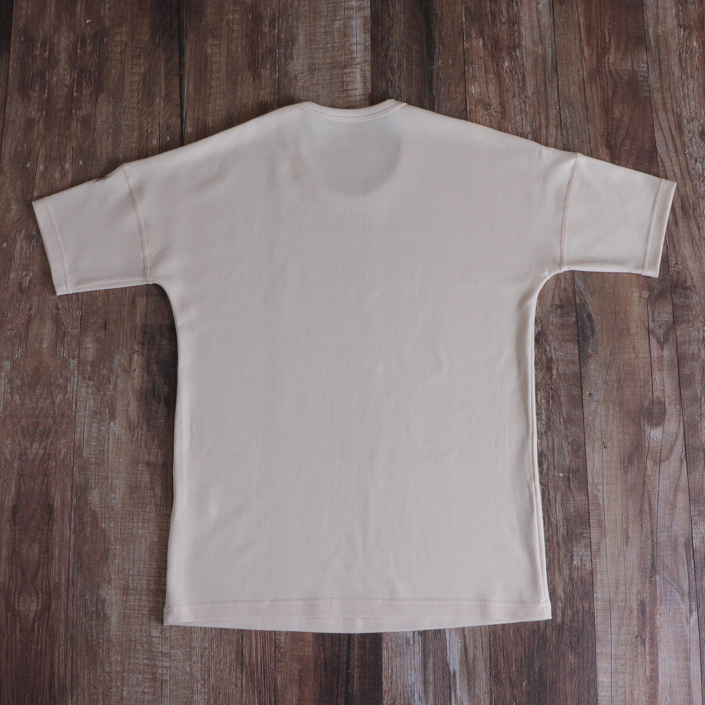 スムースニット半袖Tシャツ（Creem White）
